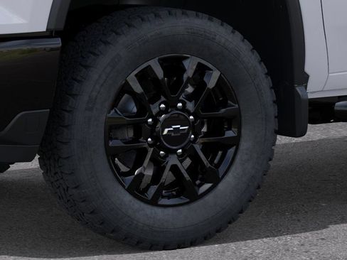 New 2026 Chevrolet Silverado 2500 Custom w/ Custom Convenience Package AWD/4WD image 9