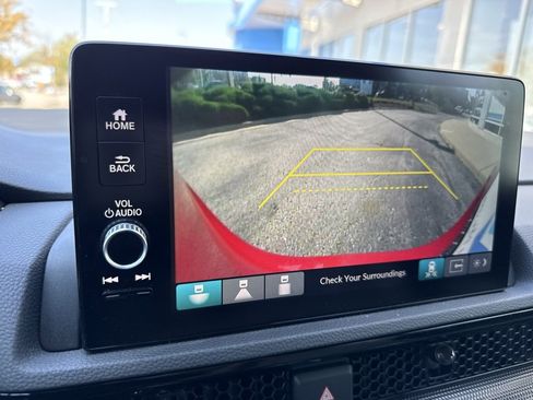 Used 2024 Honda CR-V EX-L image 6