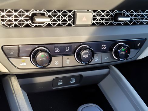 New 2025 Honda Accord SE image 16