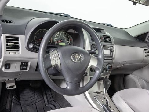 Used 2012 Toyota Corolla LE FWD image 15