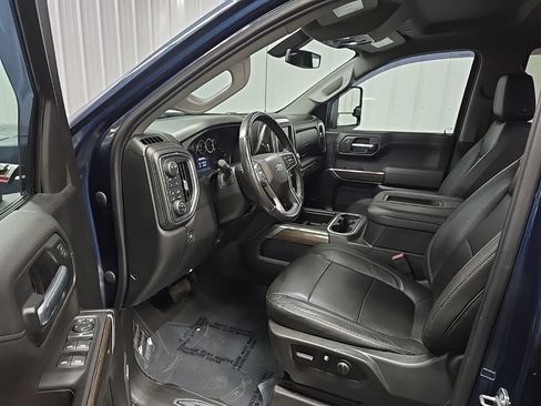 Used 2020 Chevrolet Silverado 1500 LT Trail Boss AWD/4WD image 28
