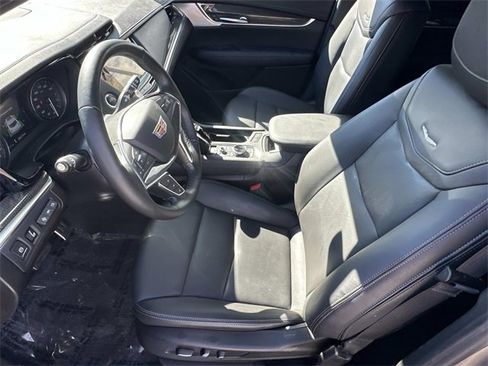 Certified 2023 Cadillac XT5 Sportv w/ Technology Package image 20