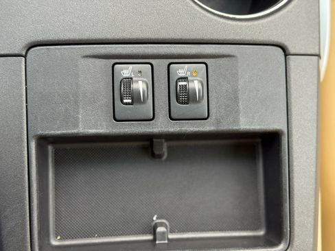 Used 2017 Toyota Camry XLE image 29