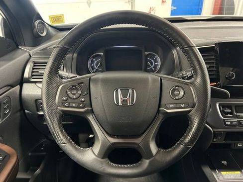 Certified 2024 Honda Passport EX-L image 17