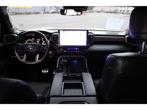 Used 2022 Toyota Tundra Limited w/ TRD Off-Road Package image 10