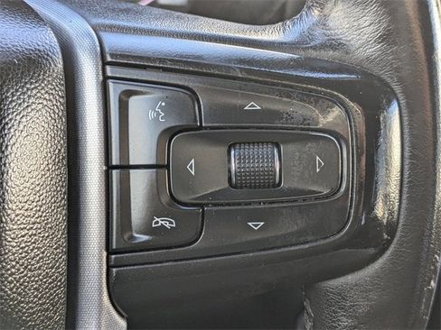 Used 2020 GMC Sierra 1500 SLT w/ SLT Premium Plus Package image 32