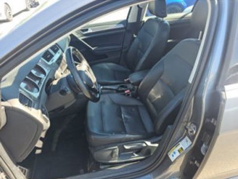 Used 2017 Volkswagen Golf Alltrack SE AWD/4WD image 6