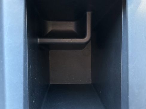 Certified 2023 Nissan Rogue SV image 28