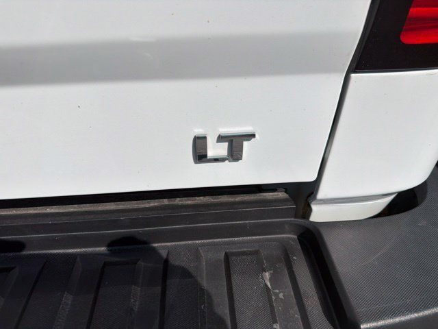Used 2017 Chevrolet Silverado 2500 LT w/ LT Convenience Package AWD/4WD image 27
