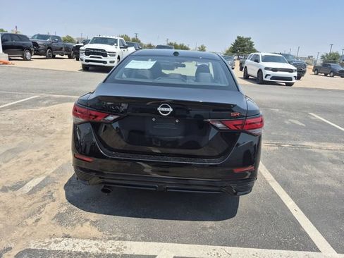 Used 2025 Nissan Sentra SR w/ Midnight Edition FWD image 9