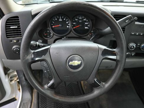 Used 2013 Chevrolet Silverado 1500 W/T RWD image 11