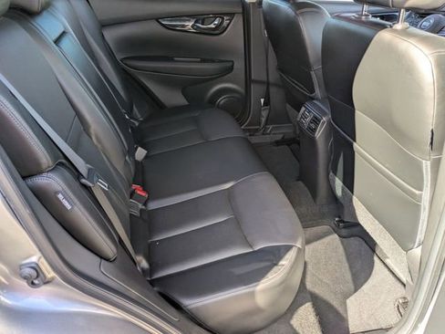 Used 2022 Nissan Rogue Sport SL w/ Premium Package image 29