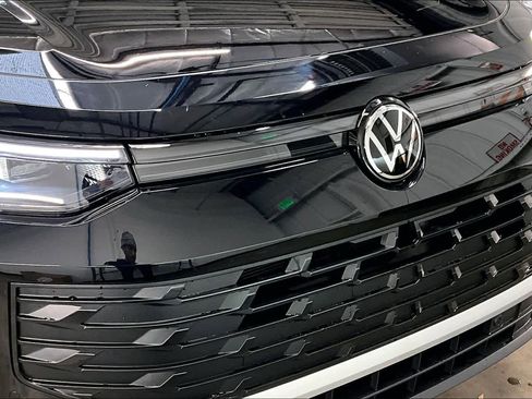 New 2026 Volkswagen Tiguan S image 30
