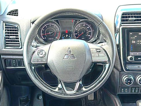 Used 2023 Mitsubishi Outlander Sport SE AWD/4WD image 27