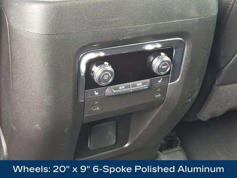 Used 2025 GMC Yukon XL Denali AWD/4WD image 19
