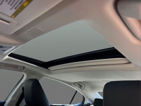 Used 2025 Lexus ES 350 w/ Premium Package FWD image 25