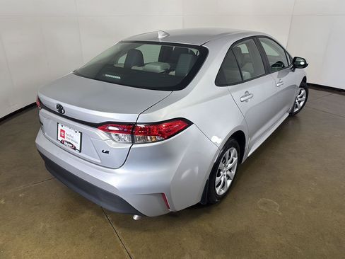 Used 2024 Toyota Corolla LE FWD image 10