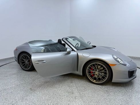 Used 2017 Porsche 911 Carrera 4S image 58