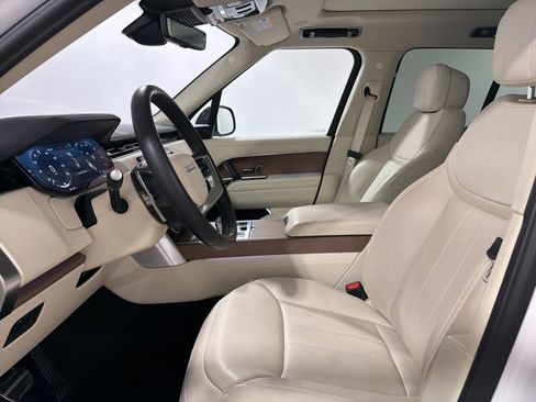 Used 2023 Land Rover Range Rover SE AWD/4WD image 11
