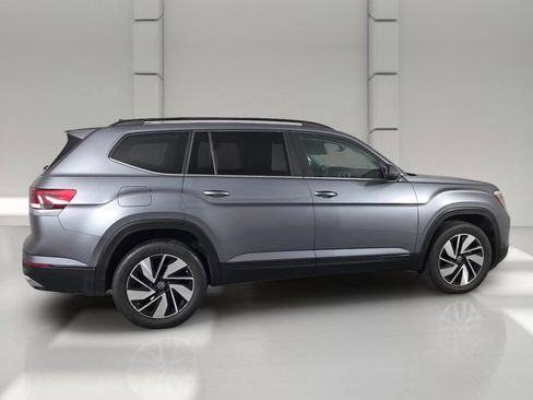 Used 2024 Volkswagen Atlas SE FWD image 4