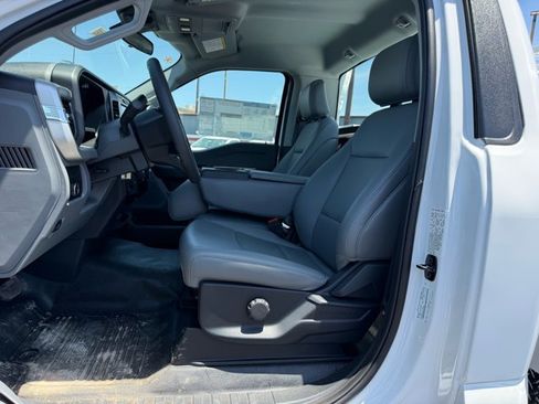 New 2026 Ford F250 XL w/ XL Chrome Package AWD/4WD image 22