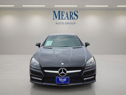 Used 2014 Mercedes-Benz SLK 250 image 8