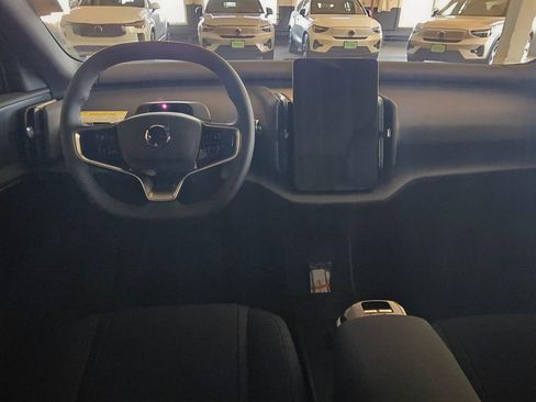 New 2025 Volvo EX30 Ultra AWD/4WD image 18