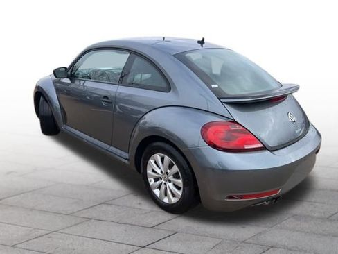 Used 2018 Volkswagen Beetle 2.0T S image 4