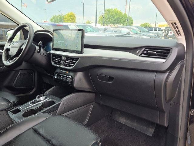 Certified 2024 Ford Escape Platinum AWD/4WD image 5