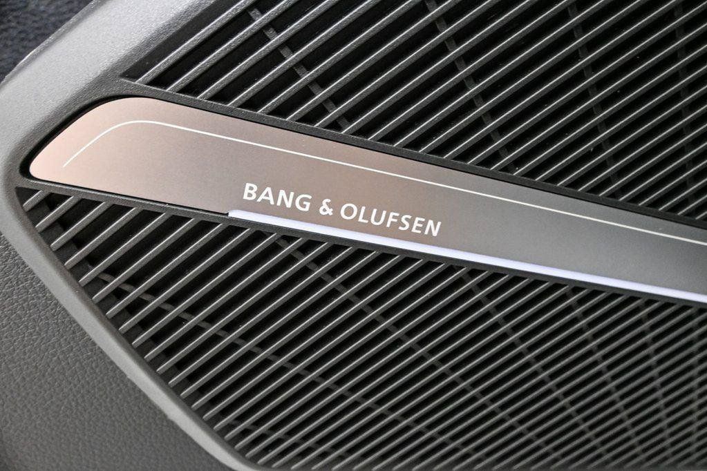 New 2025 Audi Q5 2.0T Premium Plus AWD/4WD image 8