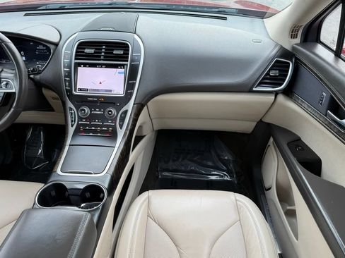 Used 2019 Lincoln Nautilus Select FWD image 28