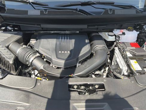 New 2026 GMC Acadia Elevation w/ Elevation Premium Package AWD/4WD image 28