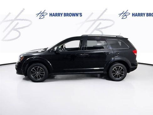 Used 2018 Dodge Journey SE w/ Blacktop Package image 25