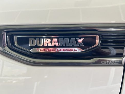 Used 2021 GMC Sierra 1500 AT4 w/ AT4 Preferred Package AWD/4WD image 28