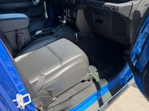 Used 2021 Jeep Wrangler Unlimited Rubicon w/ Trailer Tow Package image 20