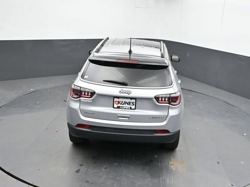 Used 2025 Jeep Compass Limited AWD/4WD image 44