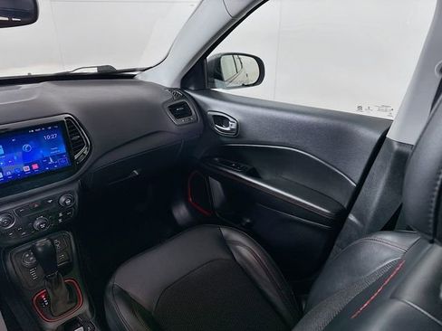 Used 2018 Jeep Compass Trailhawk w/ Navigation Group image 24