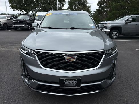 Used 2023 Cadillac XT6 Luxury AWD/4WD image 3