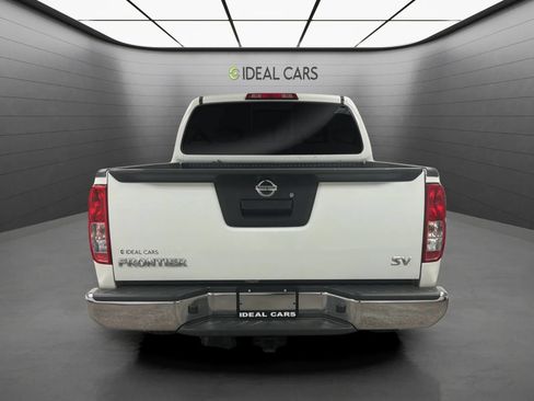 Used 2017 Nissan Frontier SV RWD image 6