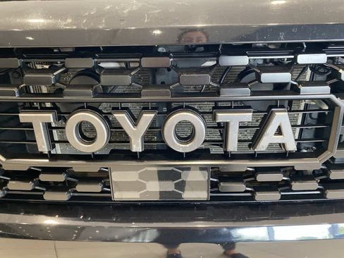 Used 2021 Toyota Tundra TRD Pro AWD/4WD image 10