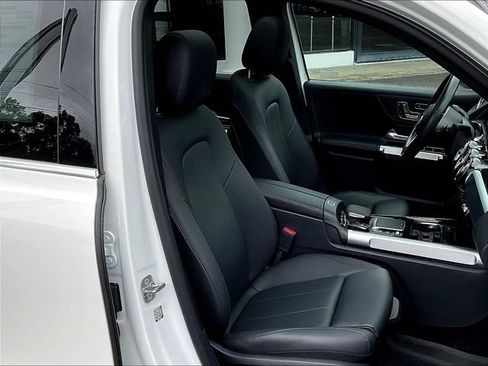 Certified 2023 Mercedes-Benz GLB 250 4MATIC image 30
