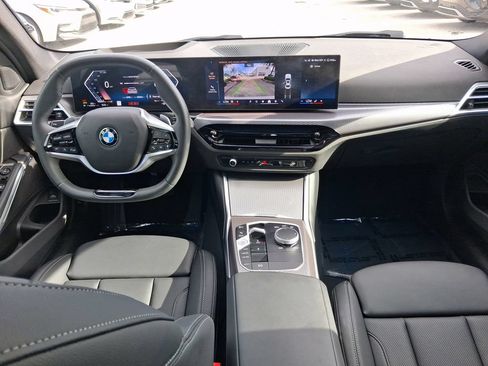 Used 2026 BMW 330i xDrive Sedan AWD/4WD image 16