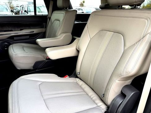Used 2020 Ford Expedition Limited w/ Texas Edition Package image 23
