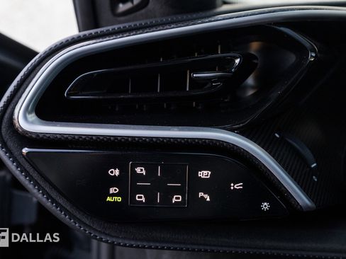 Used 2023 Ferrari 296 GTB Base image 28