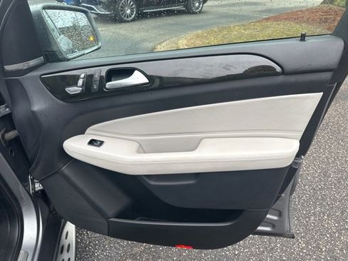 Certified 2016 Mercedes-Benz GLE 350 4MATIC image 19