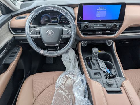 New 2026 Toyota Grand Highlander AWD image 28