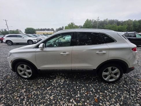 Used 2017 Lincoln MKC Premiere FWD image 8