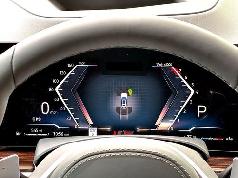 New 2026 BMW X7 xDrive40i w/ Executive Package image 17