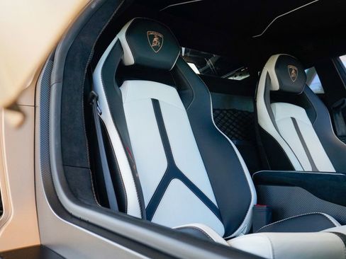 Used 2020 Lamborghini Aventador SVJ image 83