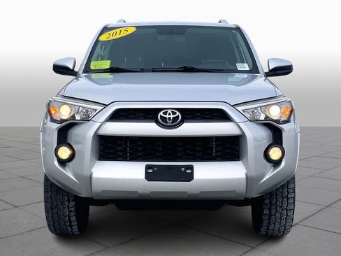 Used 2015 Toyota 4Runner SR5 image 3